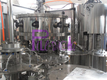 Έλεγχος 3 PLC σε 1 ενωμένη με διοξείδιο του άνθρακα μηχανή πλήρωσης ποτών για τα μπουκάλια της PET