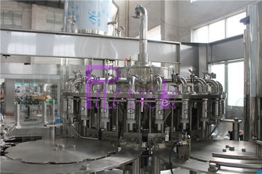 3 σε 1 Non-carbonated ποτό μηχανών πλήρωσης μπουκαλιών Monoblock με τον έλεγχο PLC