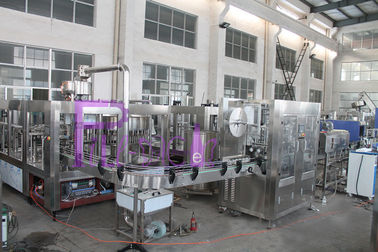 Γραμμή παραγωγής νερού ελέγχου PLC, πλαστική μηχανή πλήρωσης Monoblock μπουκαλιών 15000BPH