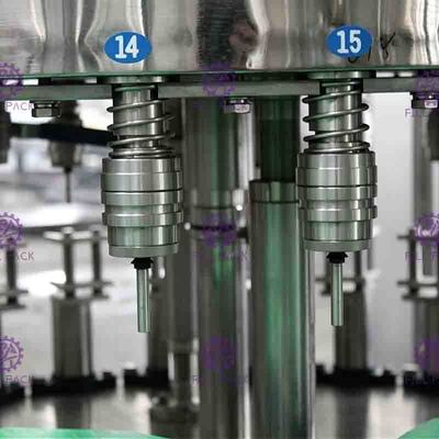 καυτή μηχανή χυμού από πορτοκάλι πλήρωσης 0.4Mpa 8000BPH για τα βάζα γυαλιού με τη συστροφή από τα καλύμματα