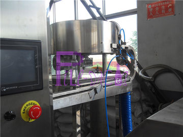 Πλήρως αυτόματος εξοπλισμός επεξεργασίας χυμού φρούτων μηχανών πλήρωσης Monoblock καυτός 0.3L - 2L