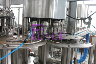 3 σε 1 Non-carbonated ποτό μηχανών πλήρωσης μπουκαλιών Monoblock με τον έλεγχο PLC