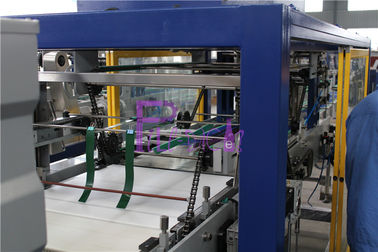 Αυτόματη μηχανή συσκευασίας μπουκαλιών PLC, χαρτοκιβώτιο 380V 50/60 Hz που διαμορφώνει τη μηχανή