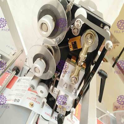 Συγκολλητική στρογγυλή μηχανή μαρκαρίσματος μπουκαλιών ημι αυτόματο μπουκάλι Labeler