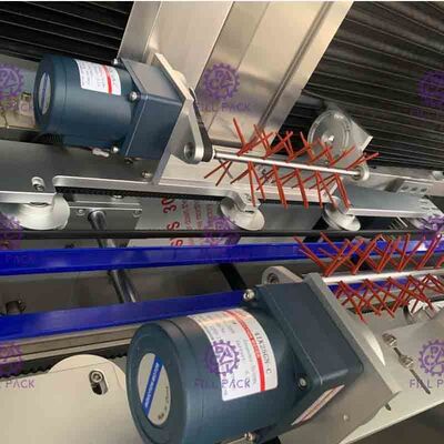 Αυτόματη διπλή επικεφαλής μηχανή μαρκαρίσματος μπουκαλιών της PET και για τις δύο ετικέτες σώματος