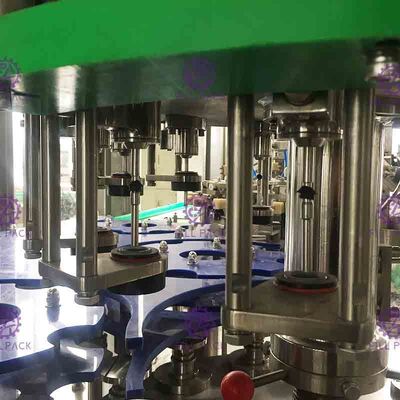 Πλαστικό γυαλί 3 της PET στη 1 Monobloc λαμπιρίζοντας εμφιαλώνοντας μηχανή κρασιού νερού/τον εξοπλισμό/τη γραμμή/εγκαταστάσεις/σύστημα