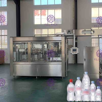 3 σε 1 Non-carbonated ποτό μηχανών πλήρωσης μπουκαλιών Monoblock με τον έλεγχο PLC
