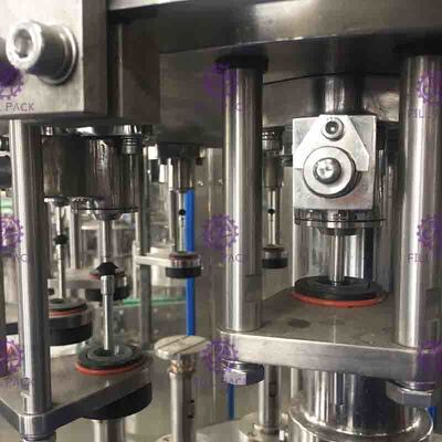 Το πλαστικό γυαλί 3 της PET σε 1 Monobloc αέριο πίνει τη μηχανή πλήρωσης μπουκαλιών κρασιού νερού ποτών/τον εξοπλισμό/τις εγκαταστάσεις/Syst