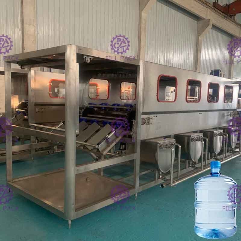 Αυτόματα 3 σε 1 γεμίζοντας γραμμή νερού με τη σφραγίζοντας μηχανή μπουκαλιών γαλονιού 600 Barrel/H