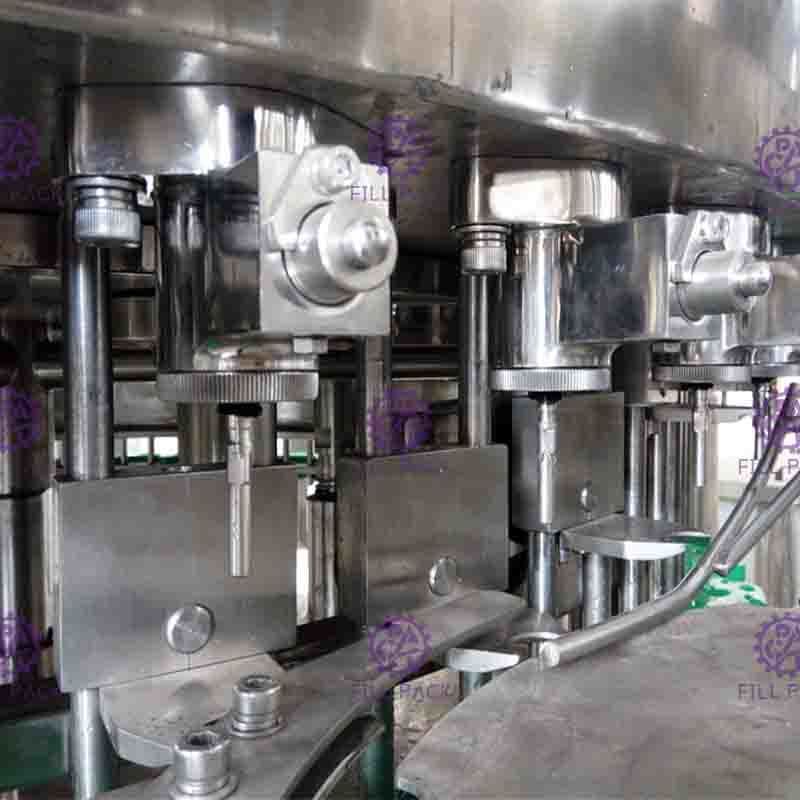 Το πλαστικό γυαλί 3 της PET σε 1 Monobloc σόδα πίνει τη μηχανή πλήρωσης μπουκαλιών νερό ποτών/τον εξοπλισμό/τη γραμμή/τις εγκαταστάσεις/το σύστημα